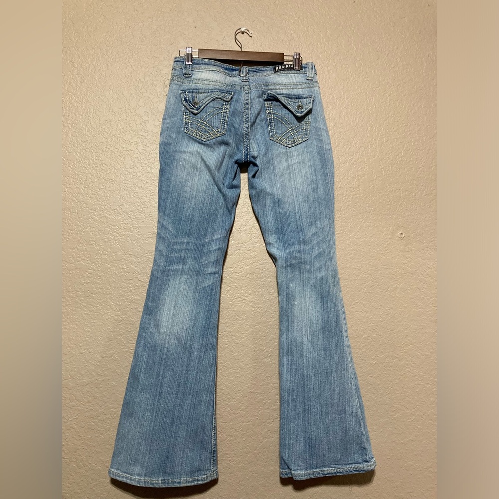 Red Rivet Jeans 11 - Picture 6 of 9